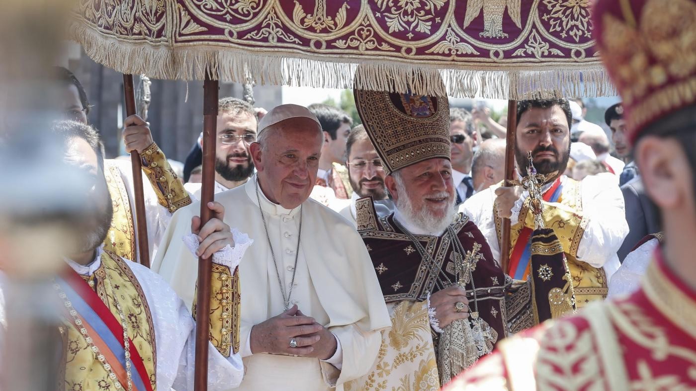 Turchia contro il Papa su strage armeni: “Parla da crociato”
