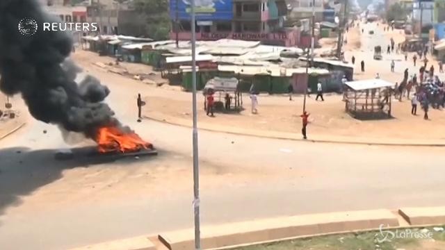 Kenya, dopo il voto scontri tra polizia e manifestanti a Kisumu