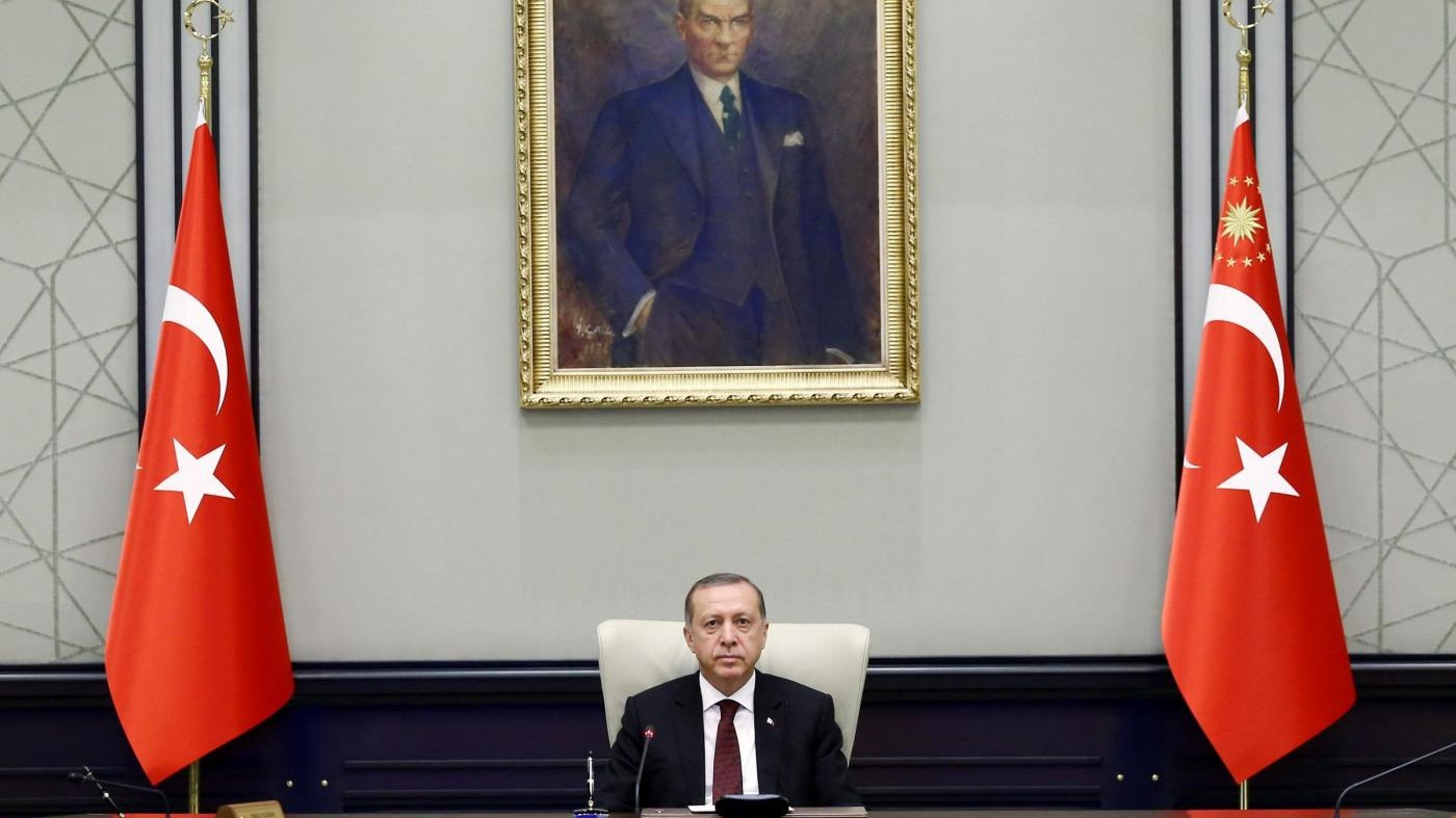 Erdogan si scusa con la Russia per il jet abbattuto in Siria