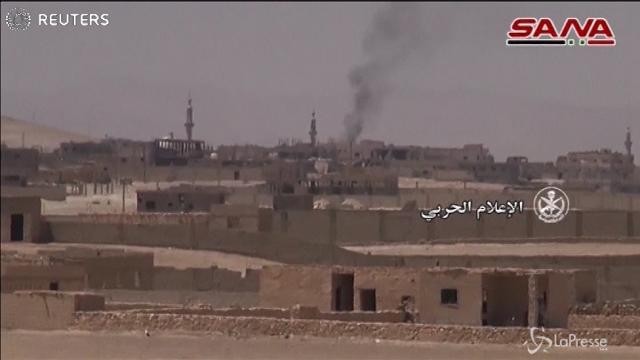 Siria, ripresa all’Isis l’ultima grande città della provincia di Homs