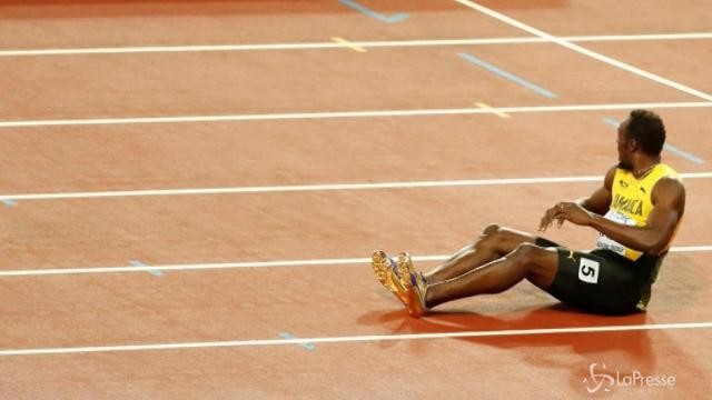 VIDEO Addio amaro per Bolt, niente oro e infortunio nella staffetta