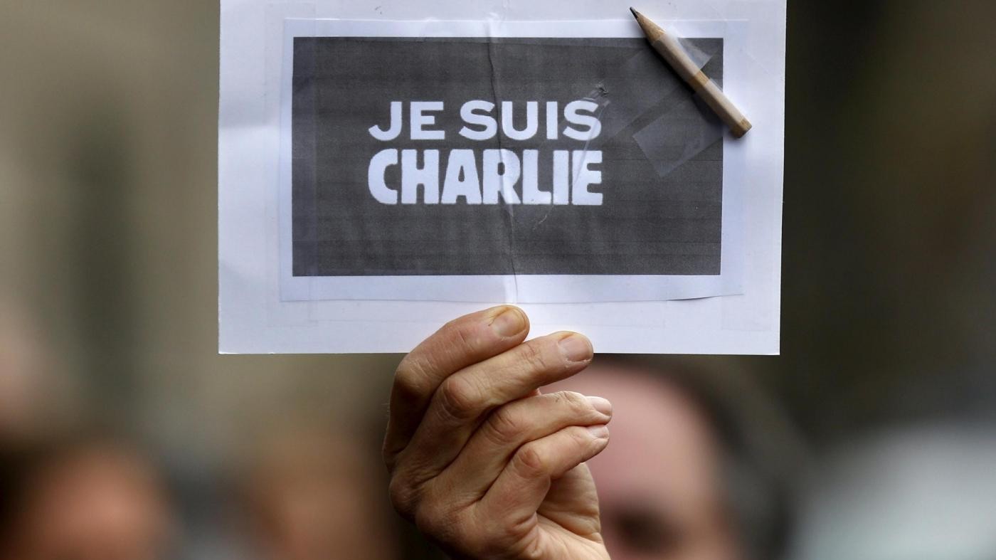 Minacciati giornalisti Charlie Hebdo sui social: aperta indagine