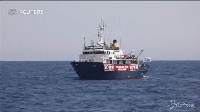 Nave Ong minacciata e sequestrata dalla Guardia costiera libica