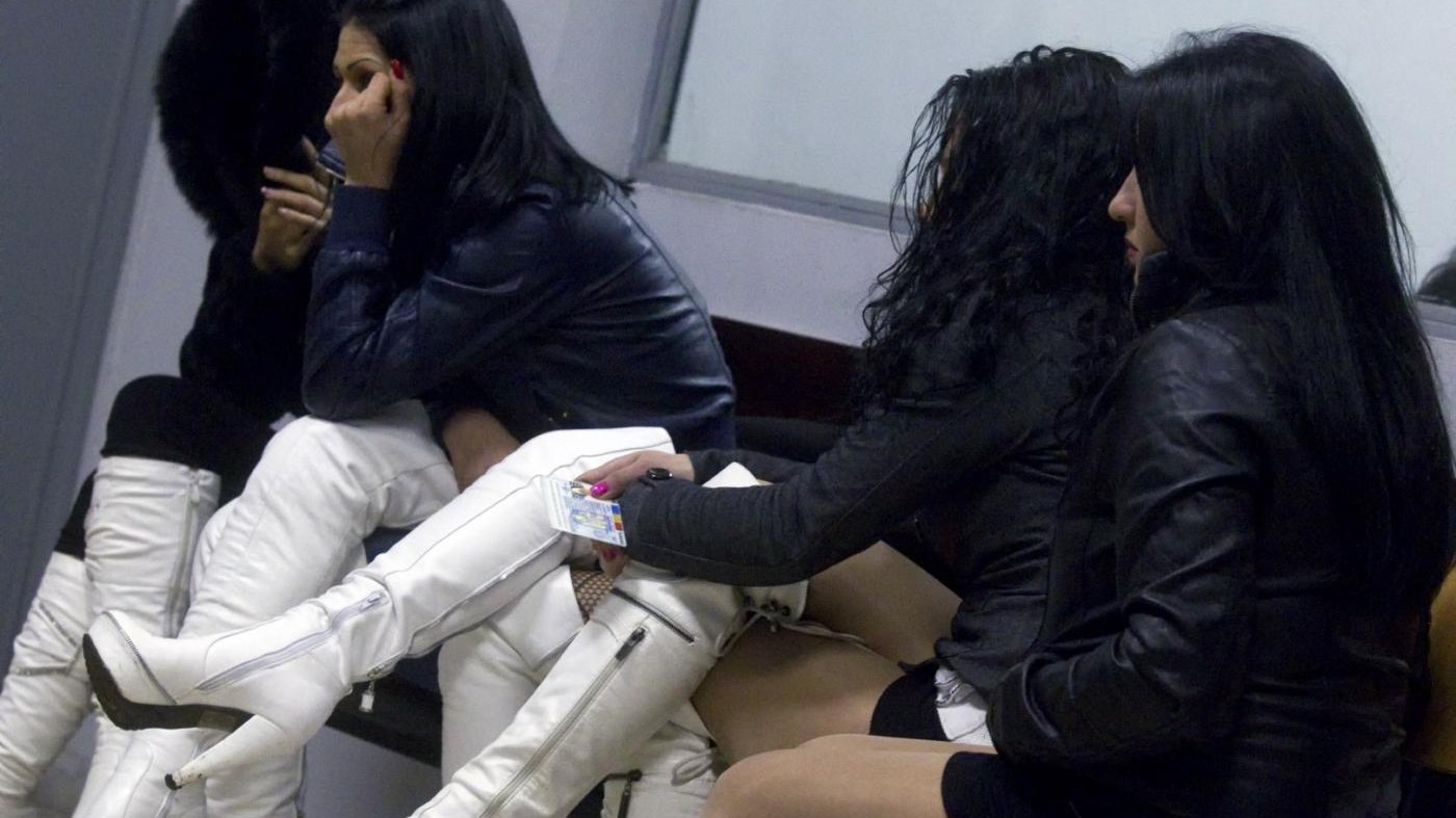 Indagato magistrato di Cassazione: gestiva casa per prostitute