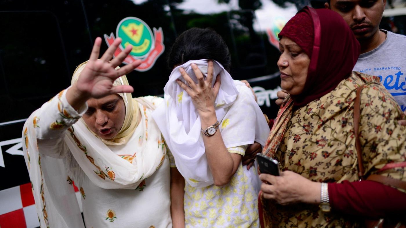 Bangladesh, Farnesina: Nessun italiano disperso, non era nel locale