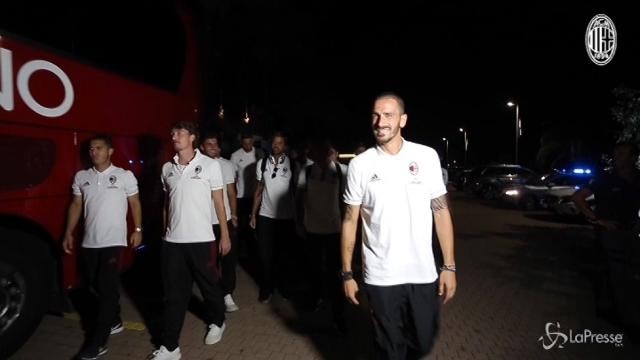 Il volo e l’arrivo del Milan a Crotone