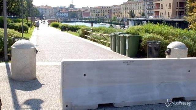 I ‘jersey’ antiterrorismo in Darsena a Milano