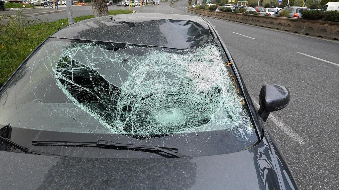 Incidenti stradali, via a campagna contro telefonate al volante
