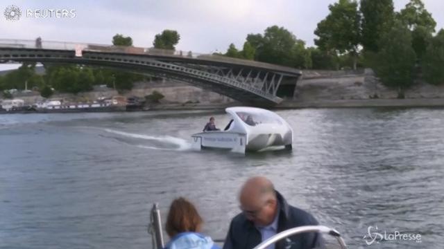 Taxi d’acqua per evitare gli ingorghi di Parigi