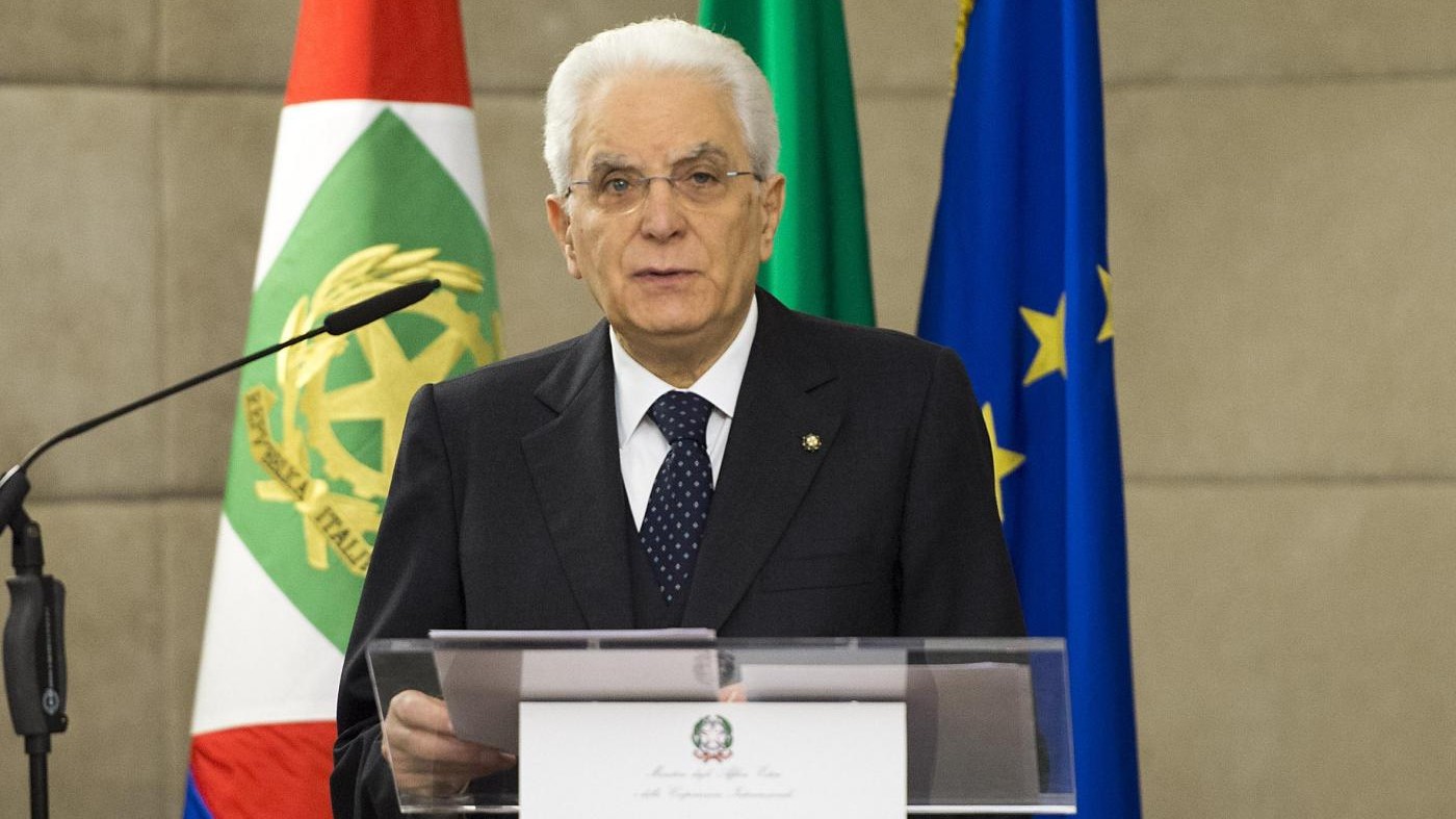 Lavoro, Mattarella: Combattere lo sfruttamento e gli abusi