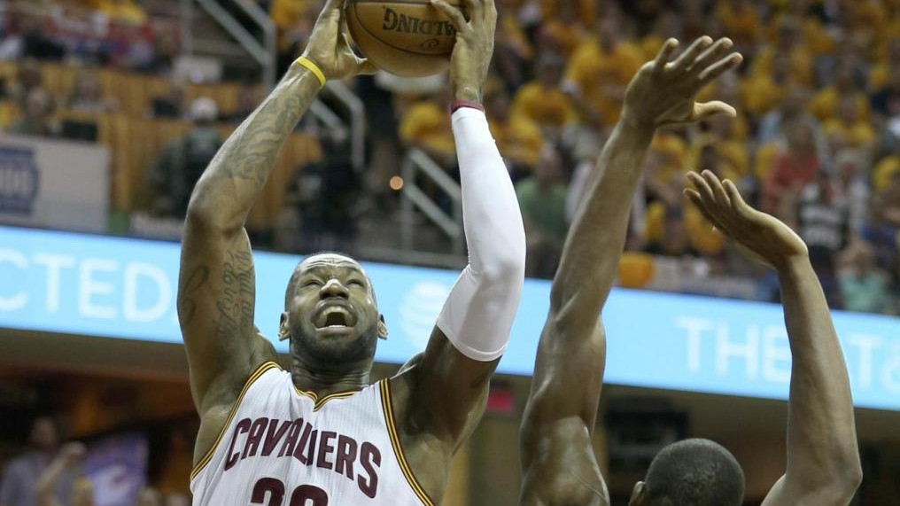 Playoff Nba, LeBron show: Cleveland accede alle Finals