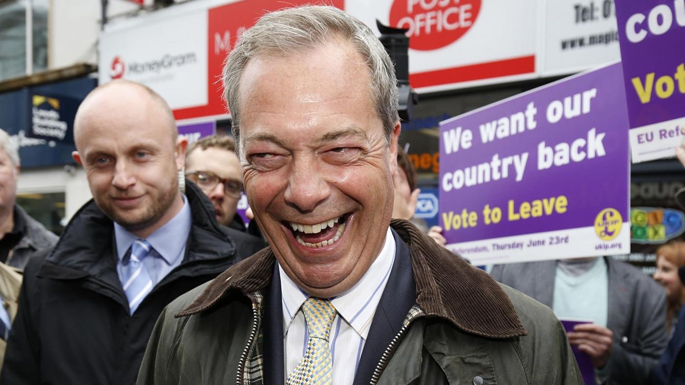 Farage: Usciremo da Ue, stranieri minacciano sicurezza e welfare