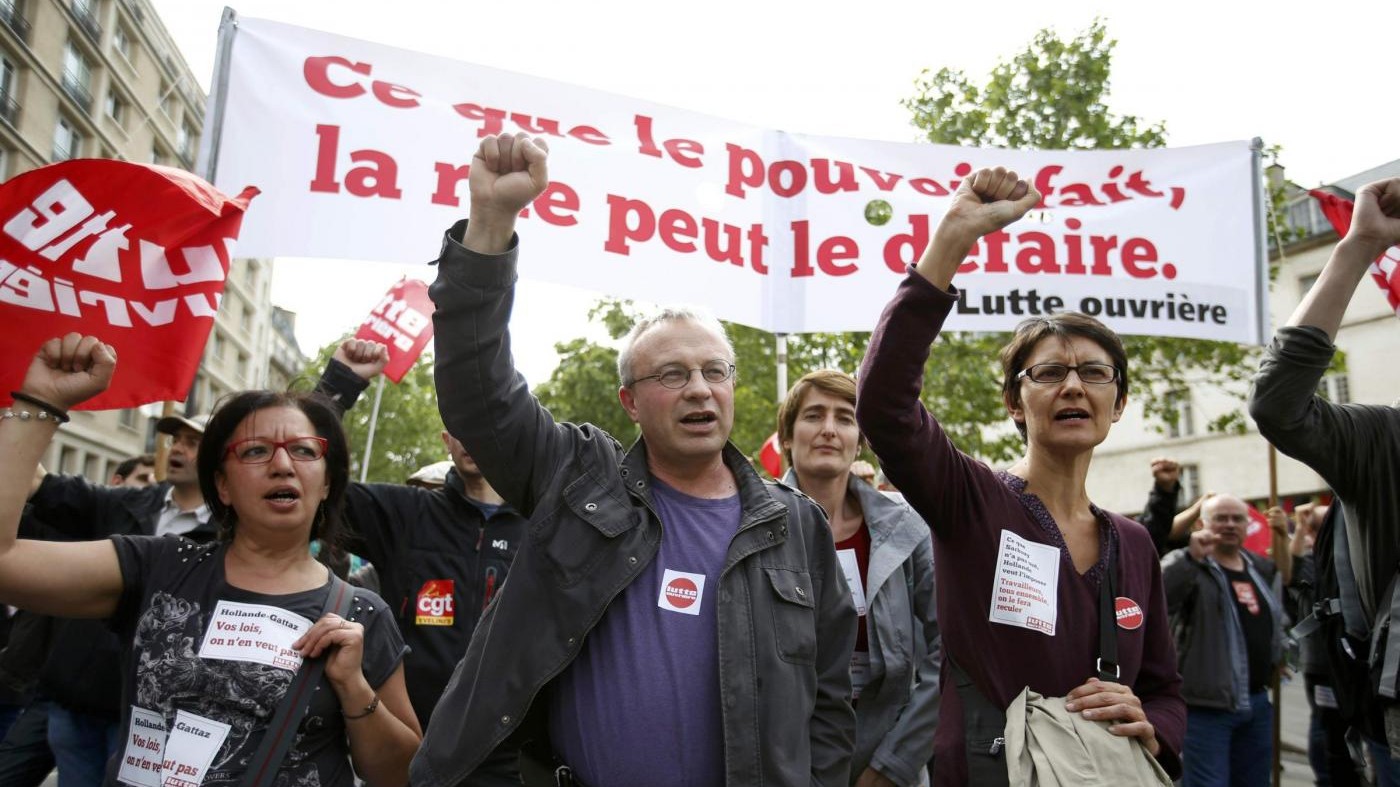 Francia, settimana di proteste: si comincia con sciopero ferrovie