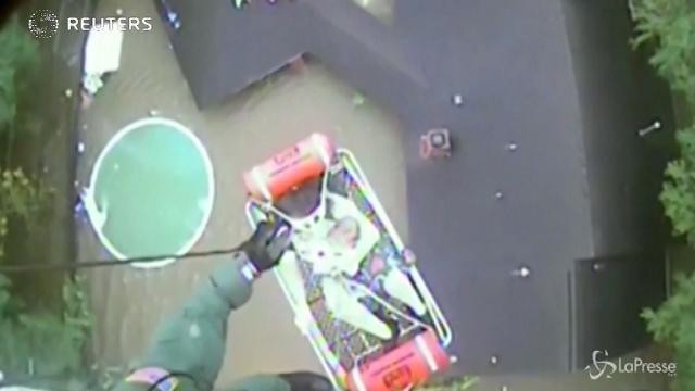 Texas, il rischioso salvataggio di un neonato