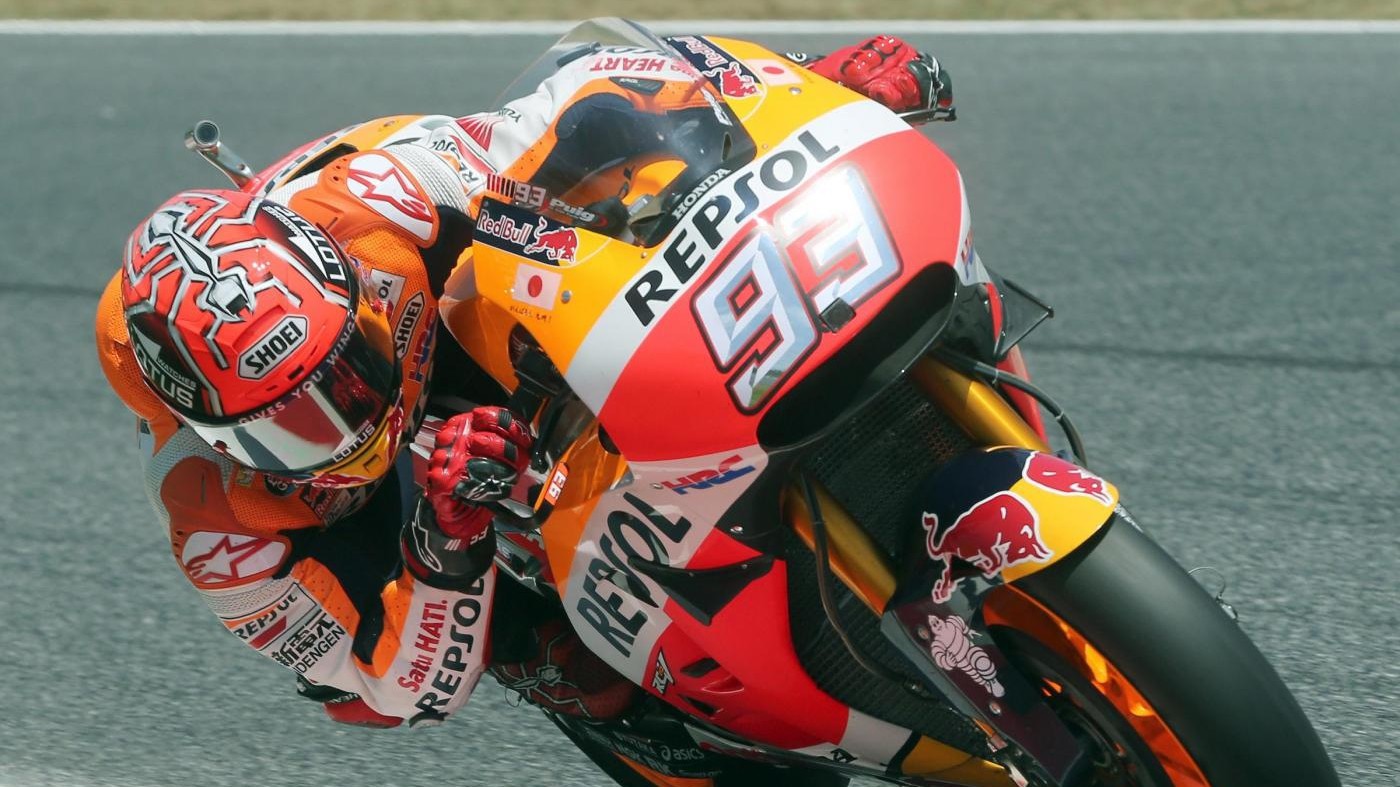 MotoGp, Catalogna: Marquez in pole davanti a Lorenzo, 5° Rossi