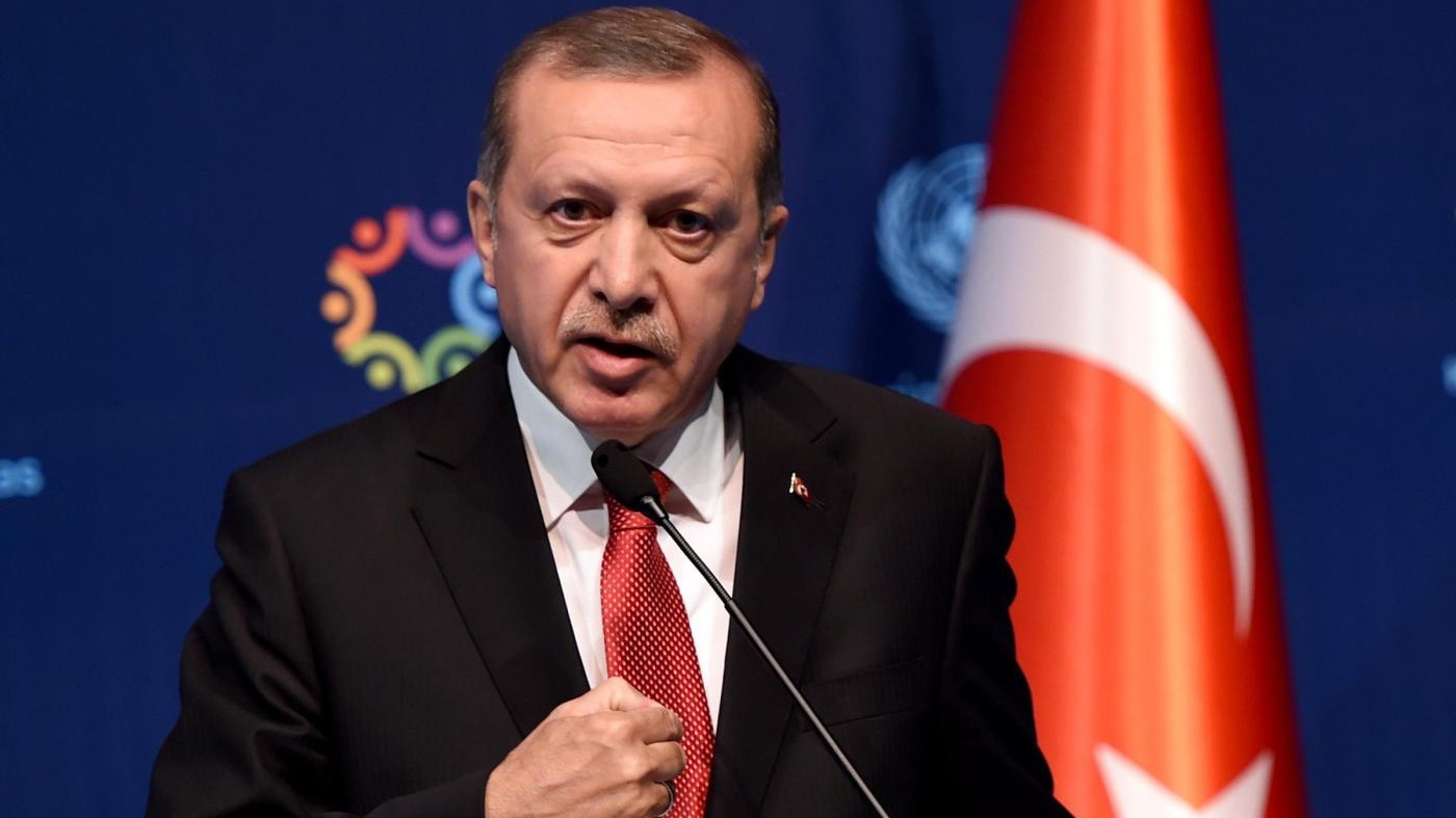 Erdogan minaccia: Trattamento giusto o lasceremo Europa da sola