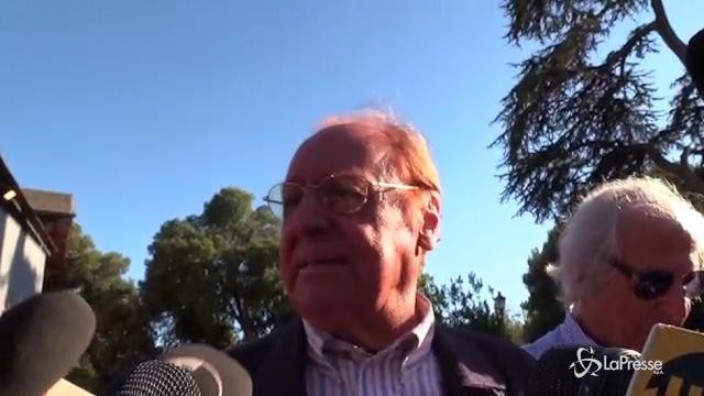 VIDEO Villaggio, Arbore: Era un vero intellettuale