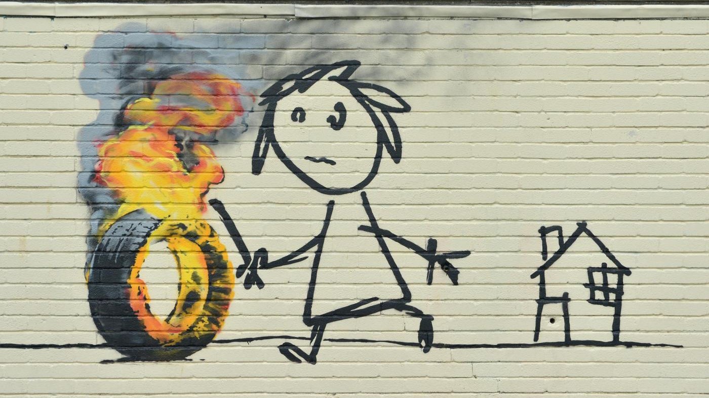 Murales di Banksy in scuola elementare: è sorpresa per bambini