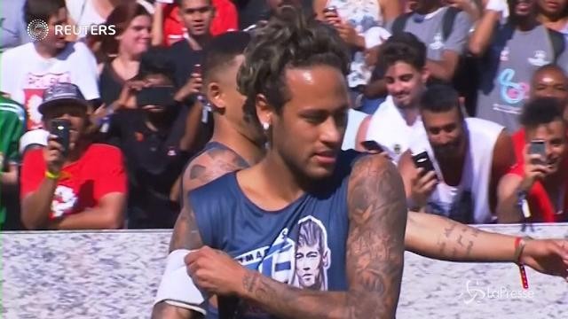 Neymar show in Brasile in un torneo di calcio a 5