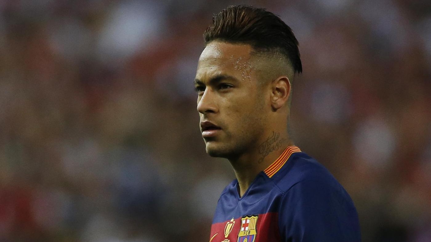 Guai per Neymar: la punta del Barça di nuovo nel mirino del fisco
