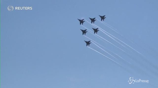 Russia: la pattuglia acrobatica è uno spettacolo