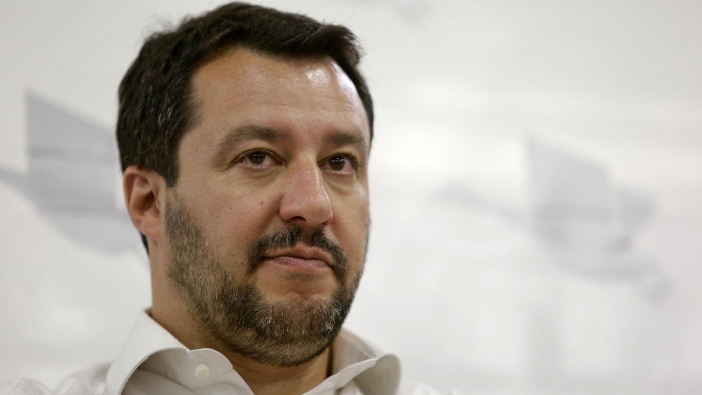Salvini tifa M5s: Voterei Raggi a Roma e Appendino a Torino