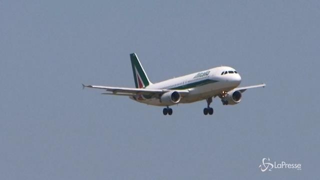 Alitalia: perdite per 203,3 milioni