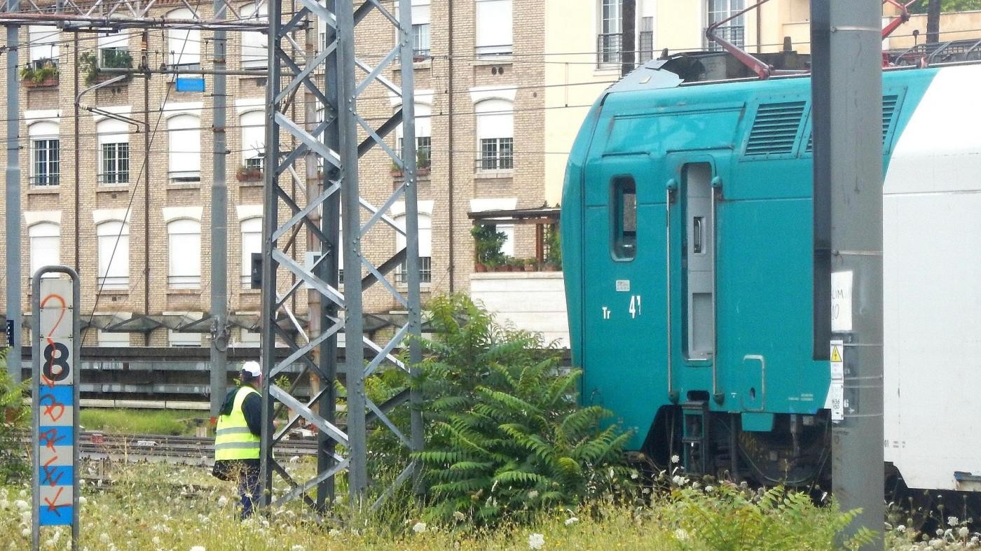 Atti osceni in stazione: multa pesante per un 40enne a Perugia