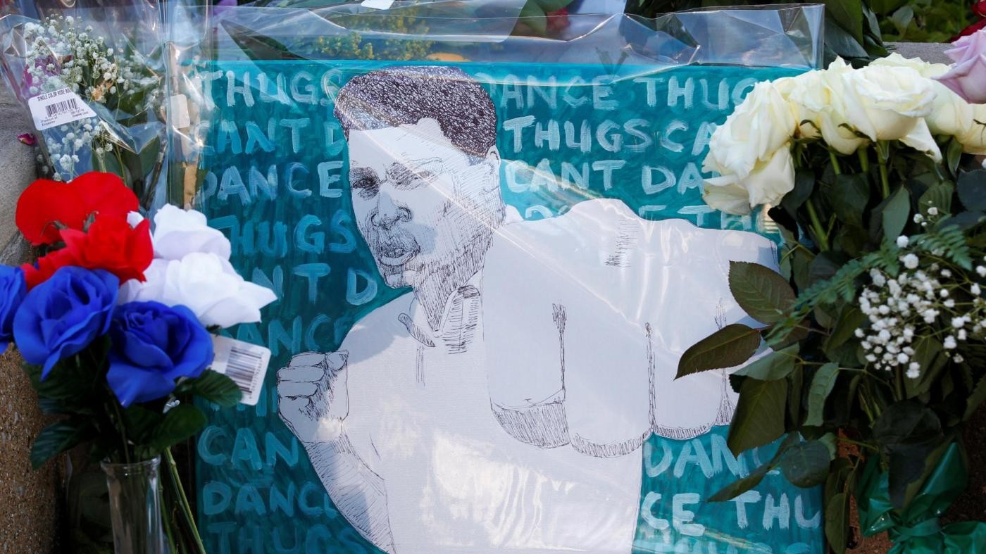 Muhammad Ali, migliaia al funerale a Louisville: anche Jesse Jackson