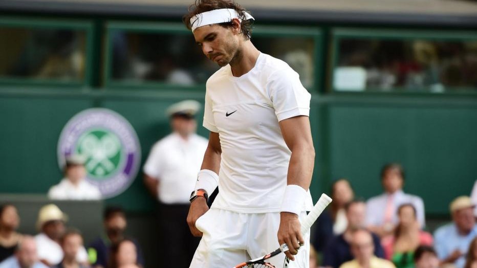 Tennis, Nadal salta Wimbledon per un problema al polso