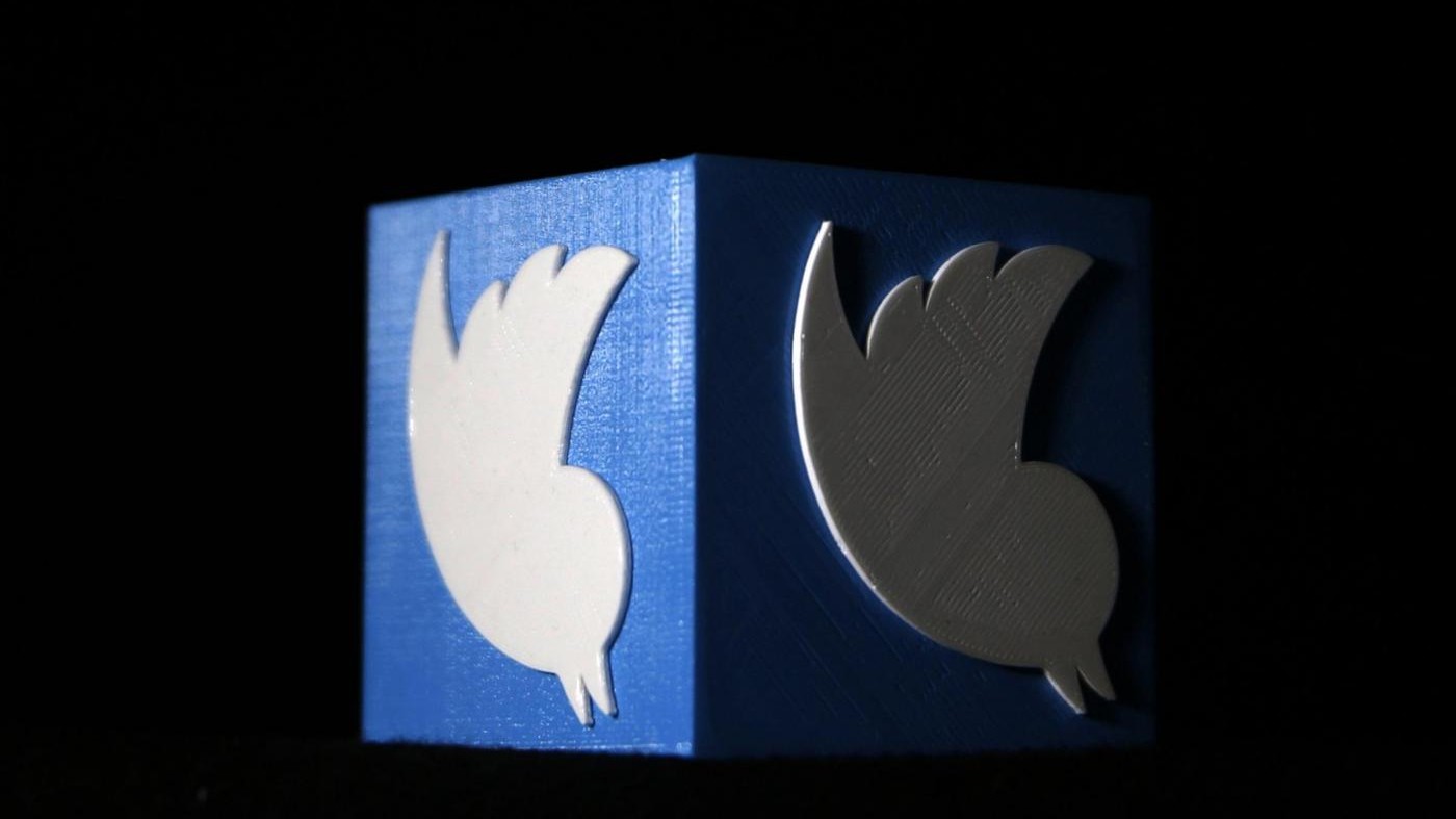 Twitter, milioni di password rubate: titolo giù a Wall Street