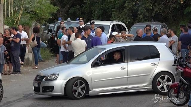 Migranti a Castell’Umberto, barricate di sindaco e cittadini