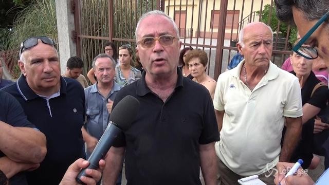 Migranti a Castell’Umberto, sindaco: Protestiamo per modalità