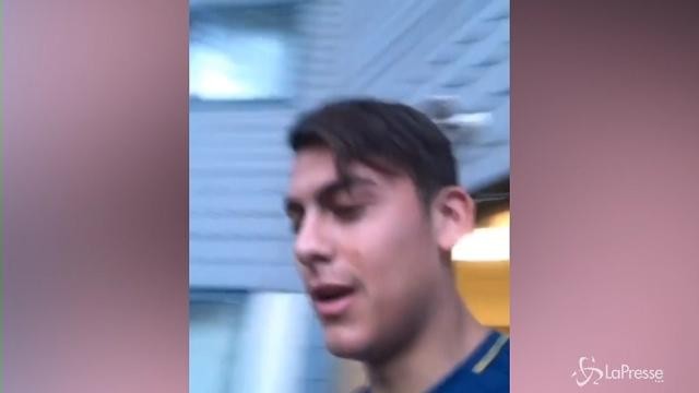Ancora un allarme antincendio all’alba, la reazione di Dybala su Instagram