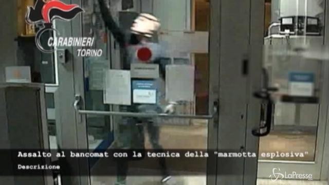 Torino: bancomat assaltati con le maschere di Trump