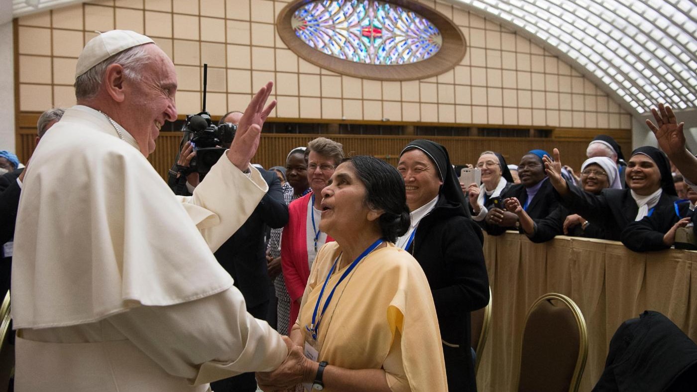 Vaticano, Papa: Commissione su diaconato femminile