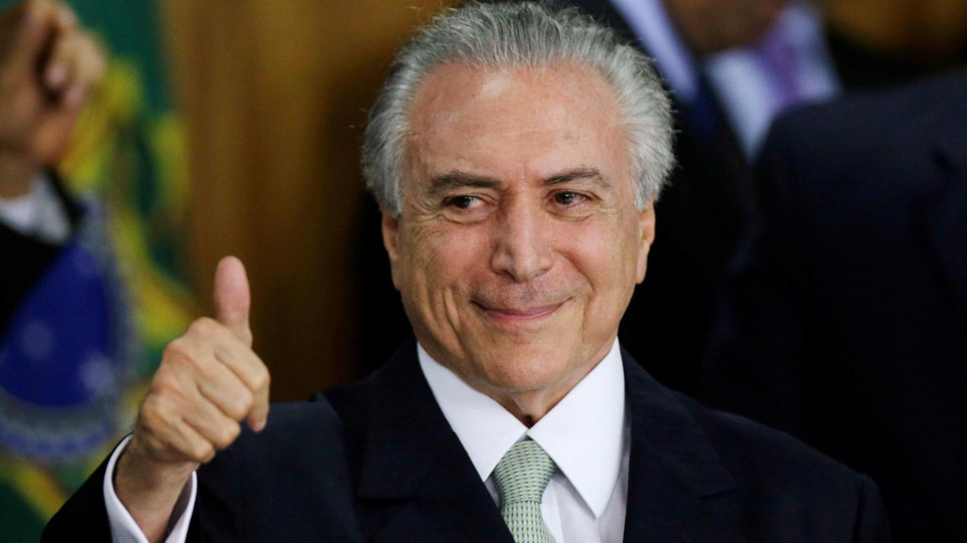 Brasile, Temer giura da presidente: governo senza donne