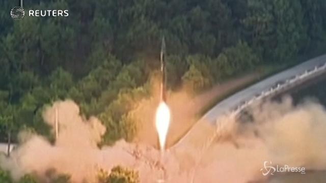 Corea del Nord: nuovo lancio di missile balistico