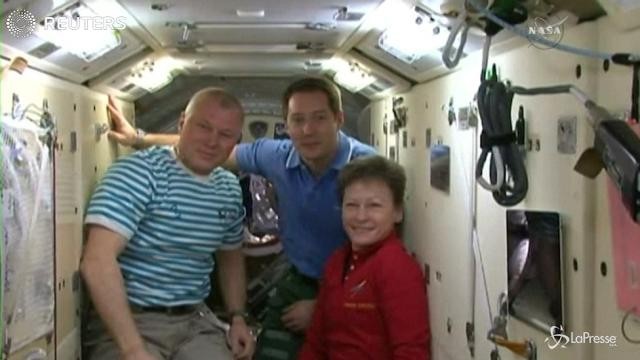 Gli astronauti Oleg Novitskiy e Thomas Pesquet tornano sulla Terra