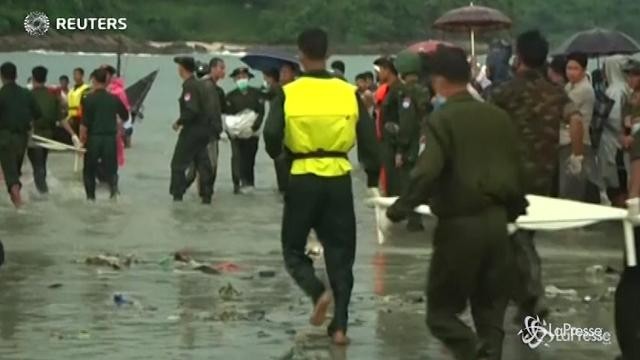 Myanmar: aereo precipitato, recuperati almeno 29 corpi