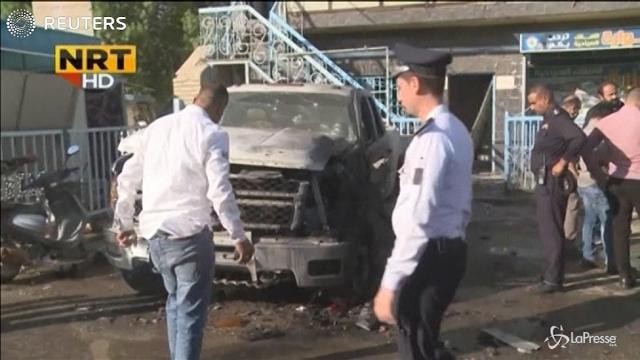 Iraq: kamikaze si fa esplodere in un mercato, almeno 31 morti