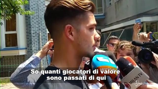 André Silva: “Voglio contribuire a fare la storia del Milan”