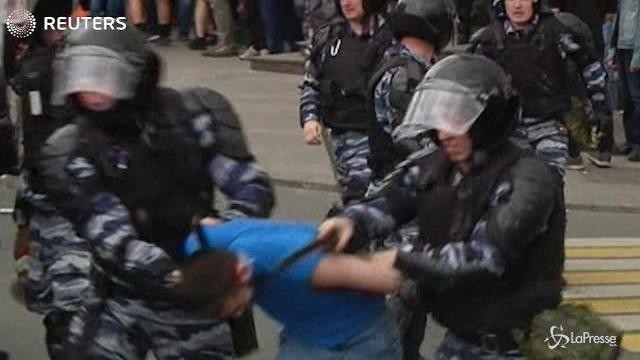Russia: 1600 arresti per le manifestazioni anti-Putin