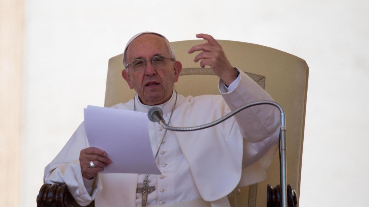 Papa a Juve e Milan: Anche sport è segnato da fenomeni negativi