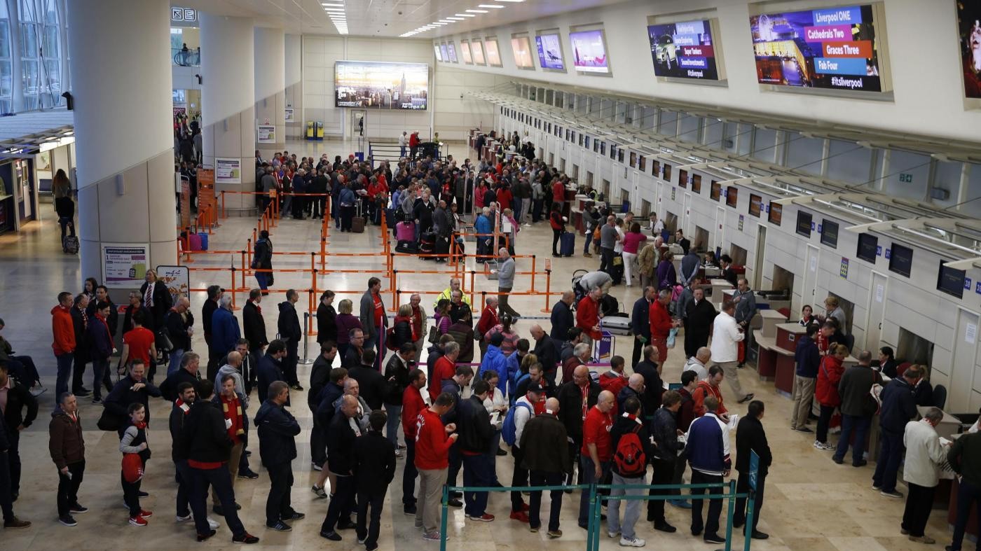Evacuato l’aeroporto John Lennon di Liverpool