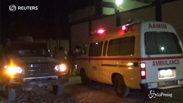 Somalia, autobomba a Mogadiscio: almeno 9 morti
