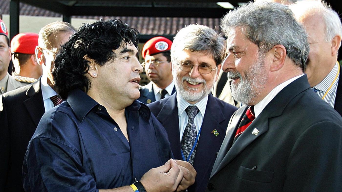 Brasile, Maradona: Sono un soldato di Lula e Dilma