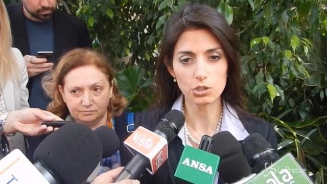 Virginia Raggi verso il processo per falso