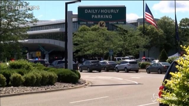 Michigan: uomo accoltellato in aeroporto