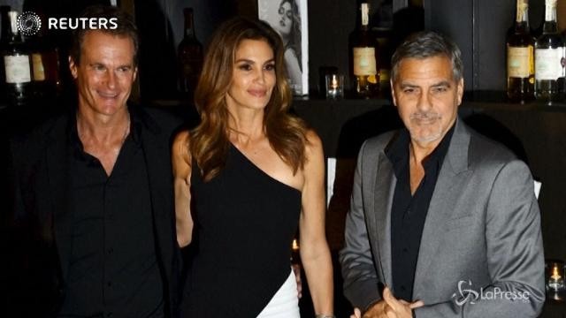 VIDEO George Clooney rivende il brand di tequila Casamigos